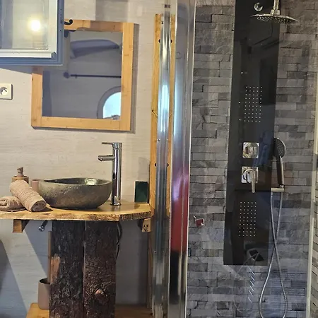 Les Chouchous Du Garthieu Bed & Breakfast Hourtin